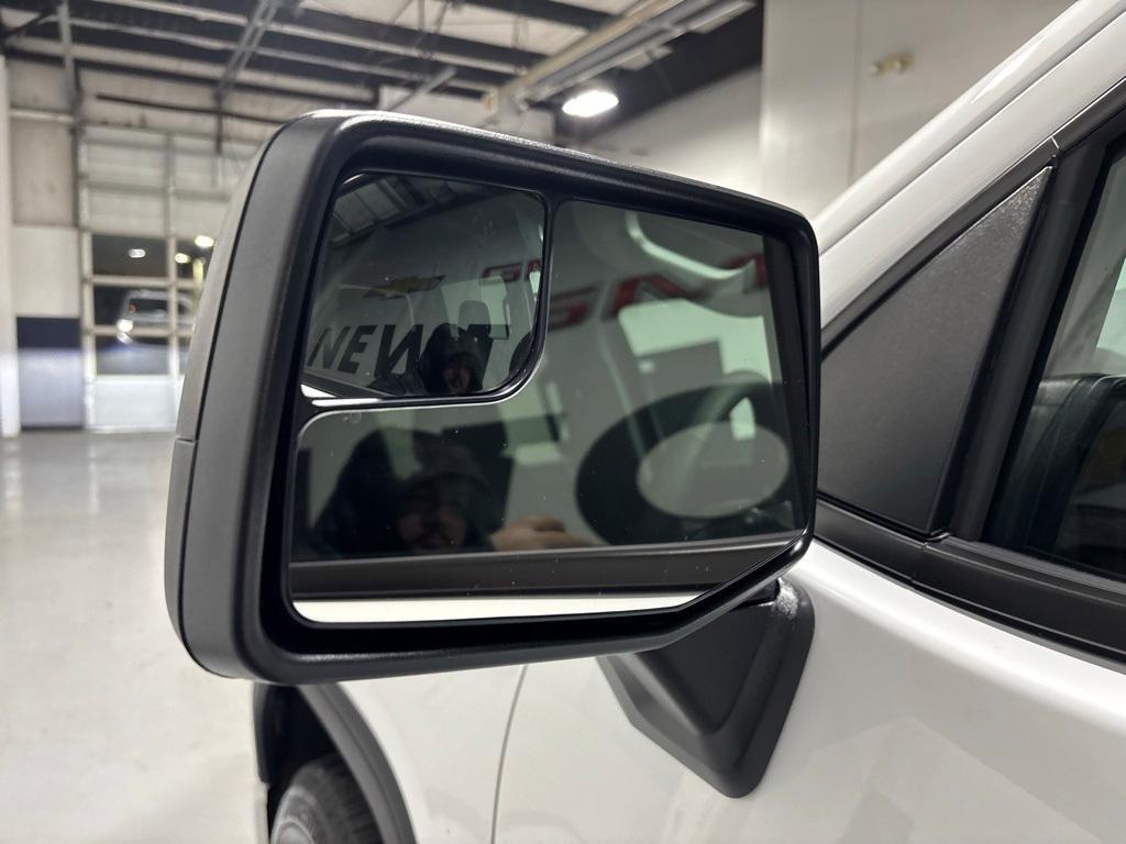 new 2026 GMC Sierra 1500 car, priced at $48,575