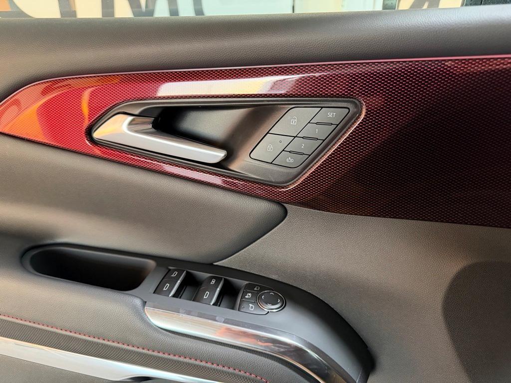 new 2026 Chevrolet Traverse car, priced at $57,134