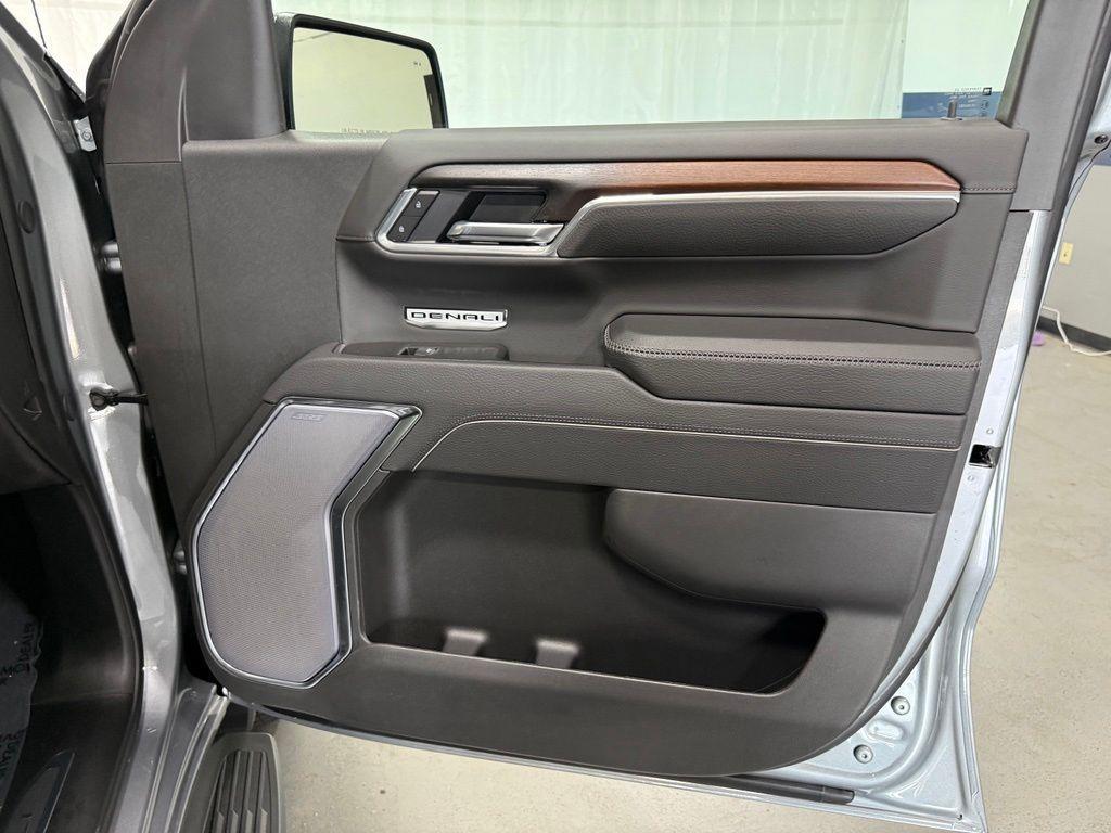 new 2026 GMC Sierra 1500 car, priced at $69,360