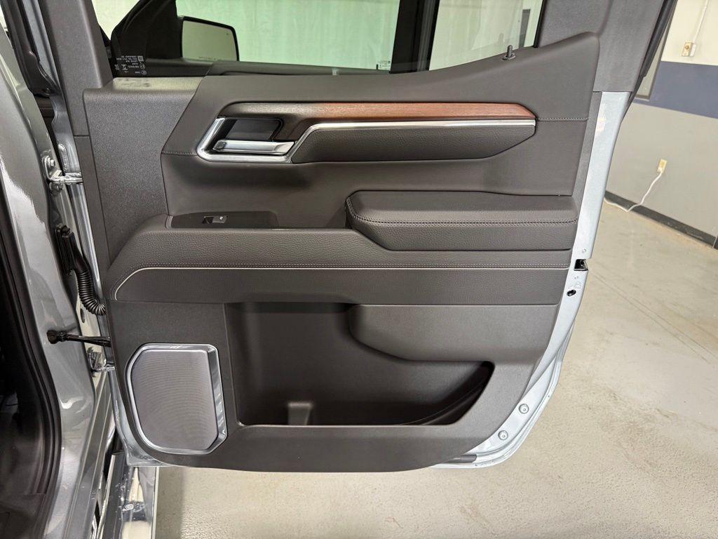 new 2026 GMC Sierra 1500 car, priced at $69,360