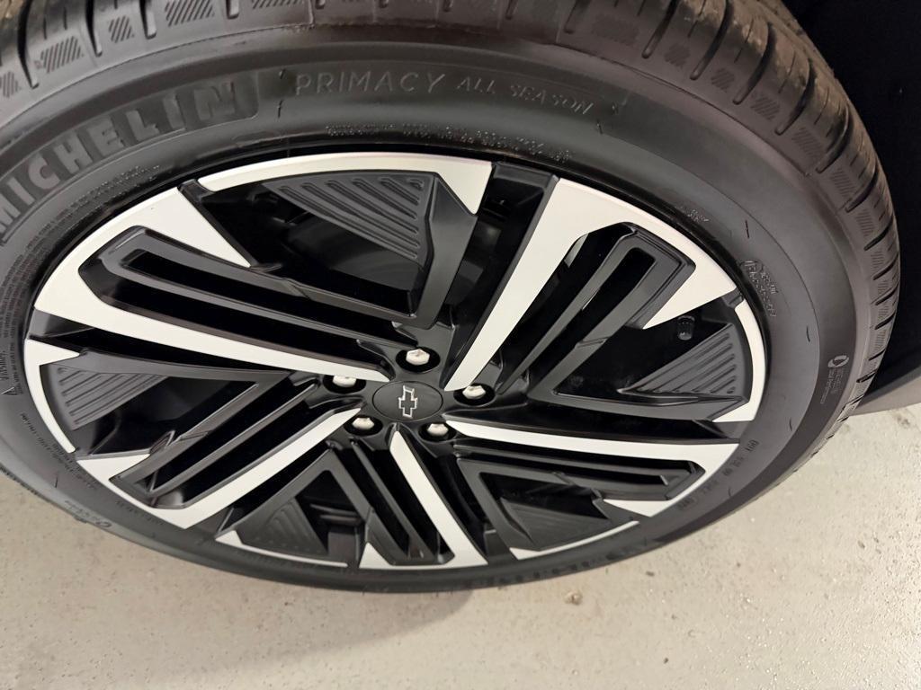 new 2026 Chevrolet Equinox car, priced at $36,790