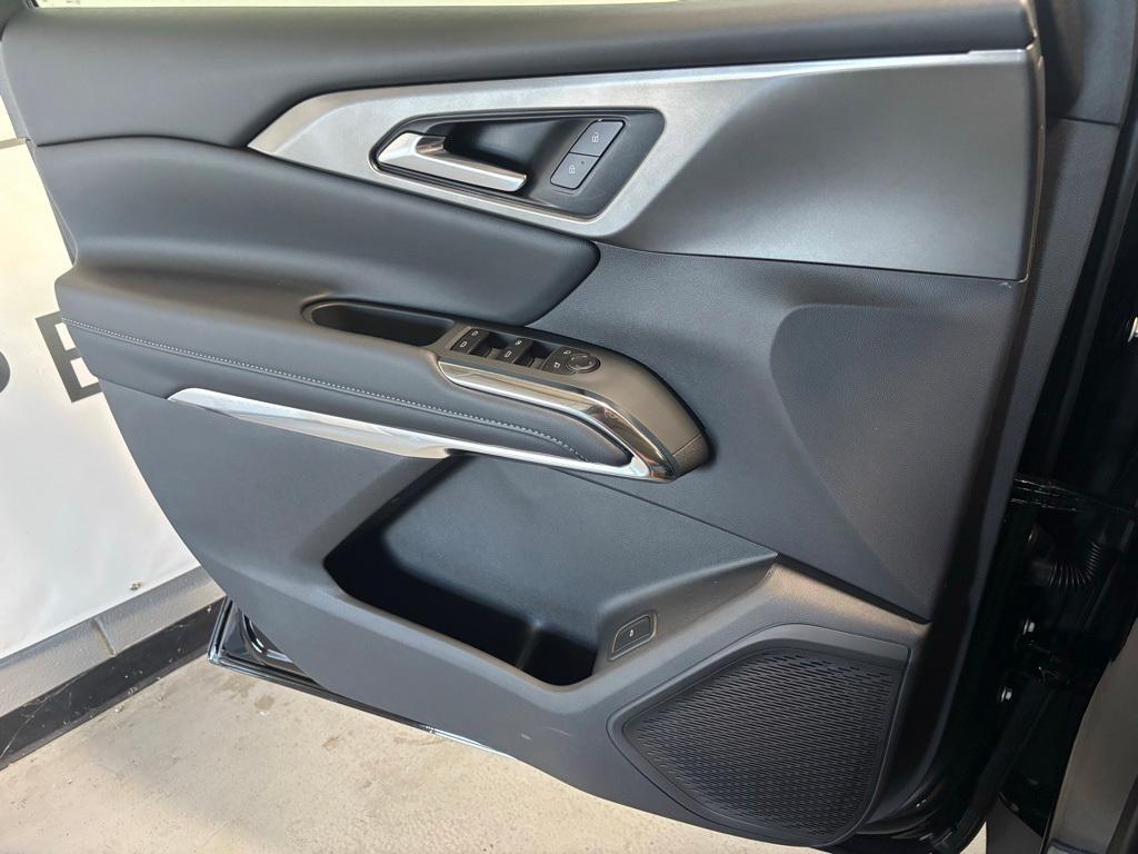 new 2026 Chevrolet Traverse car, priced at $40,671