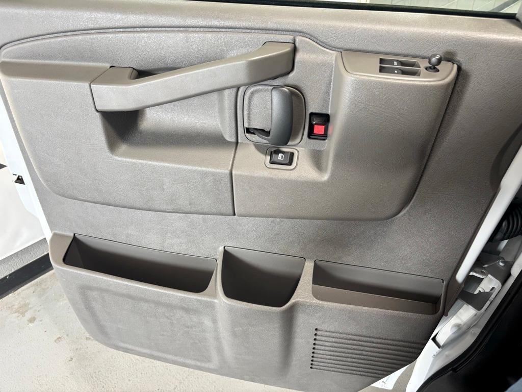 new 2025 Chevrolet Express 2500 car, priced at $45,817