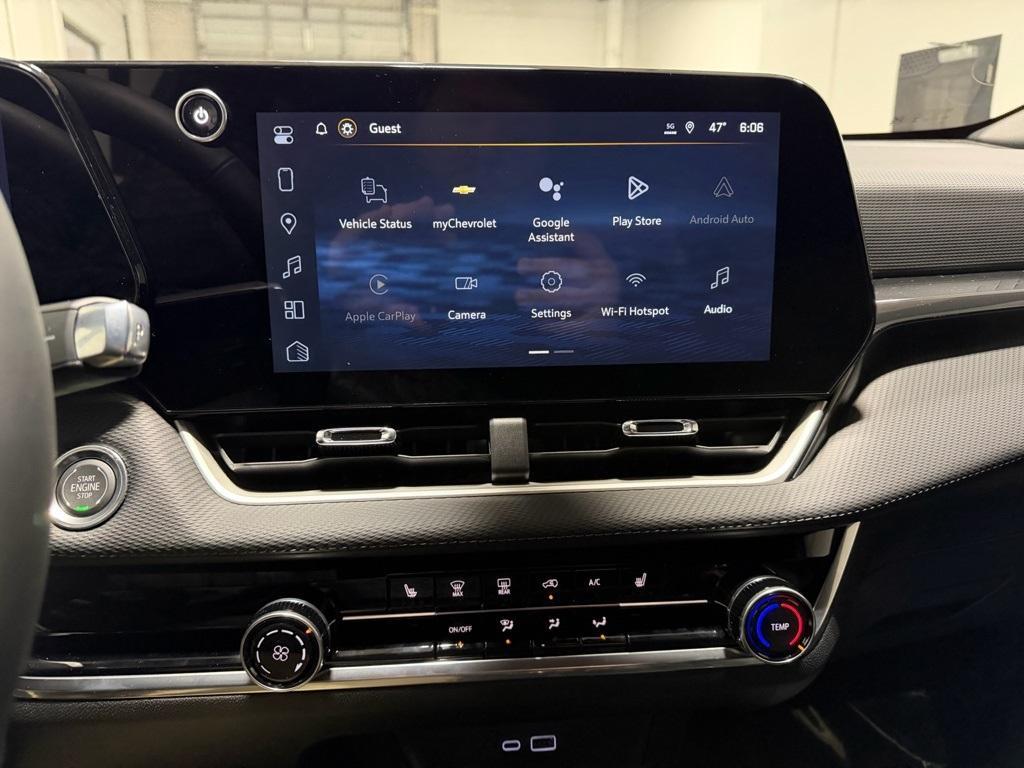 new 2026 Chevrolet Equinox car, priced at $30,038