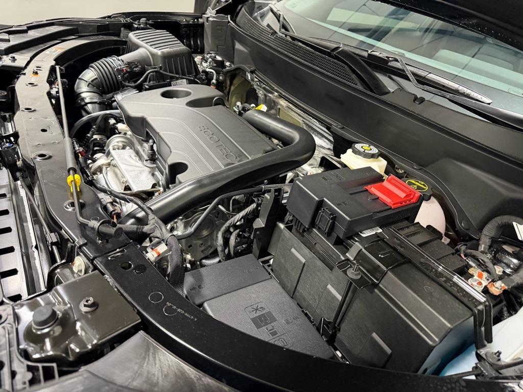 new 2026 Chevrolet Equinox car, priced at $35,621