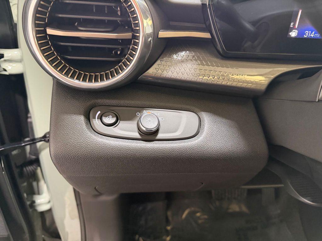 new 2026 Chevrolet Trax car, priced at $27,166