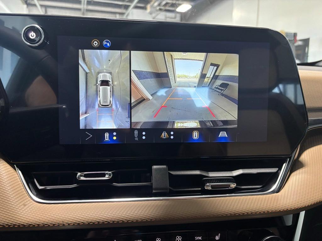 new 2026 Chevrolet Equinox car, priced at $33,732