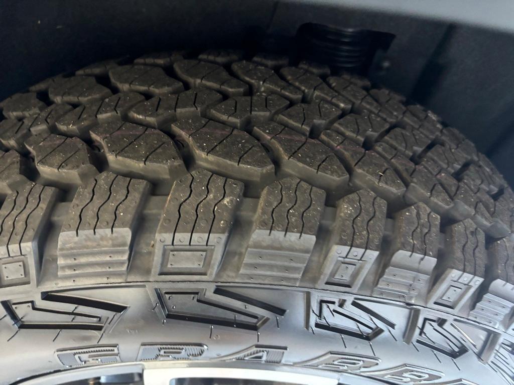 new 2026 Chevrolet Equinox car, priced at $33,732