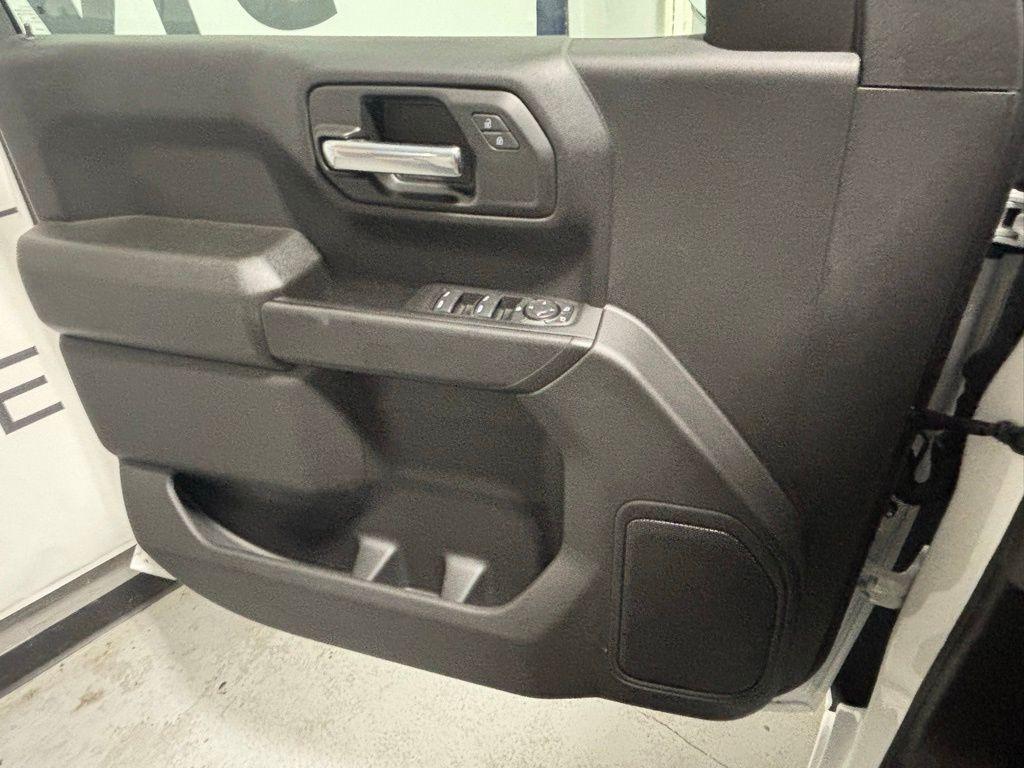 new 2026 GMC Sierra 1500 car, priced at $44,298