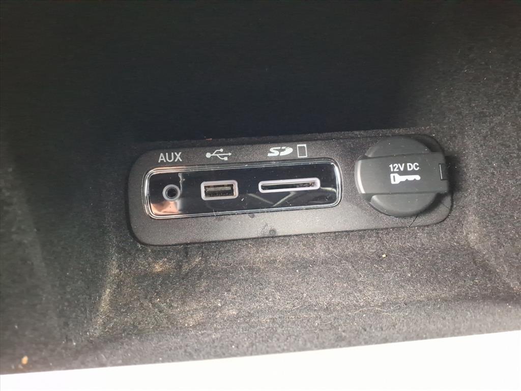 used 2015 Jeep Grand Cherokee car, priced at $10,900