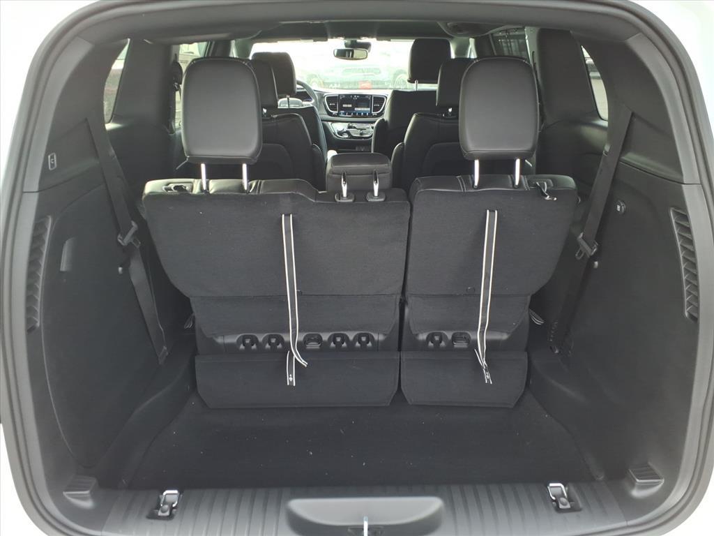 new 2026 Chrysler Pacifica car, priced at $45,891