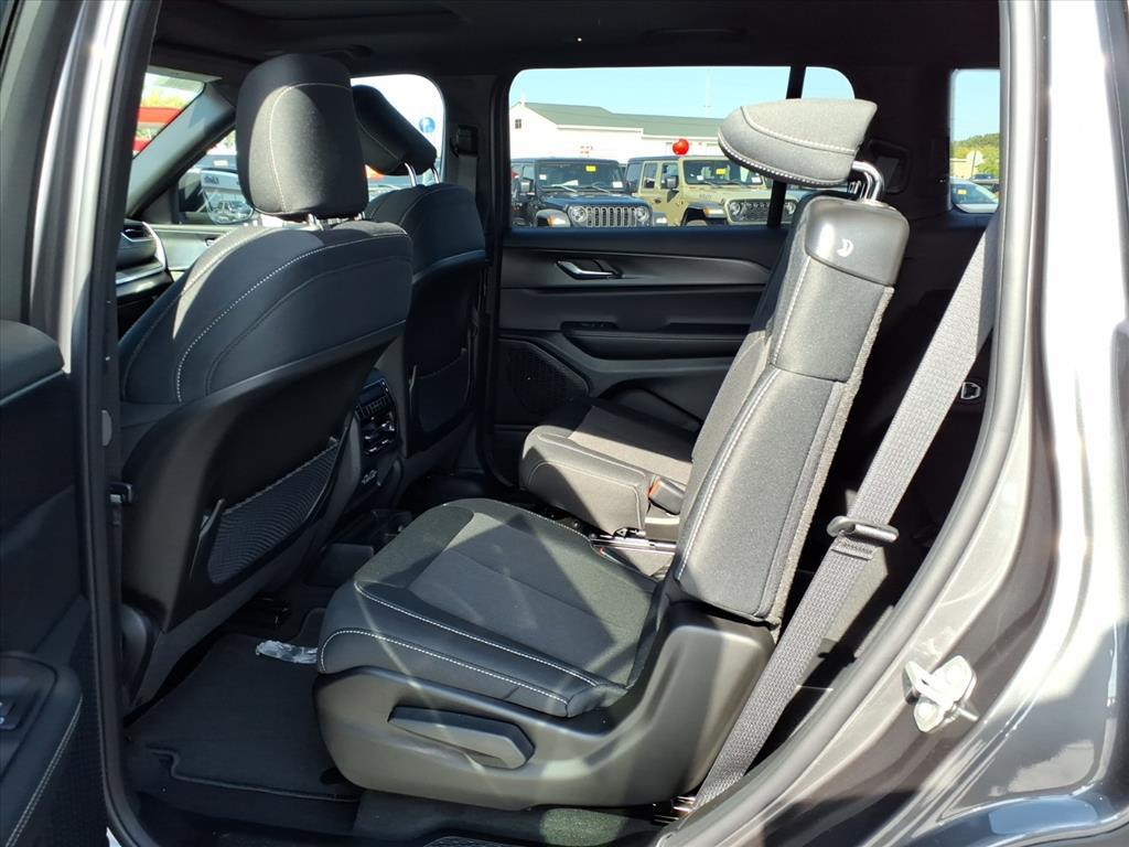 new 2025 Jeep Grand Cherokee L car, priced at $45,410