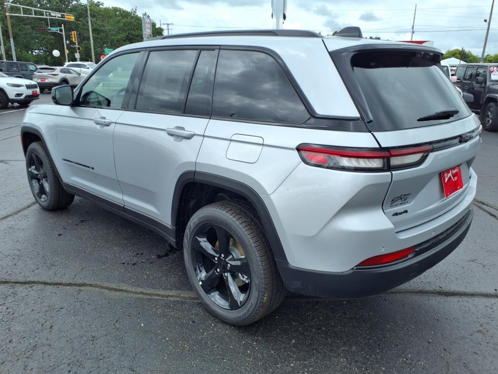 new 2025 Jeep Grand Cherokee car, priced at $51,236