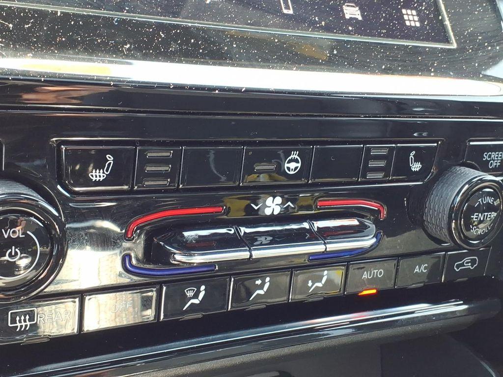 used 2023 Jeep Grand Cherokee car, priced at $31,900