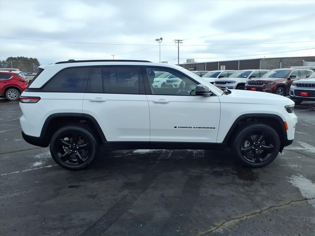 used 2023 Jeep Grand Cherokee car, priced at $30,990