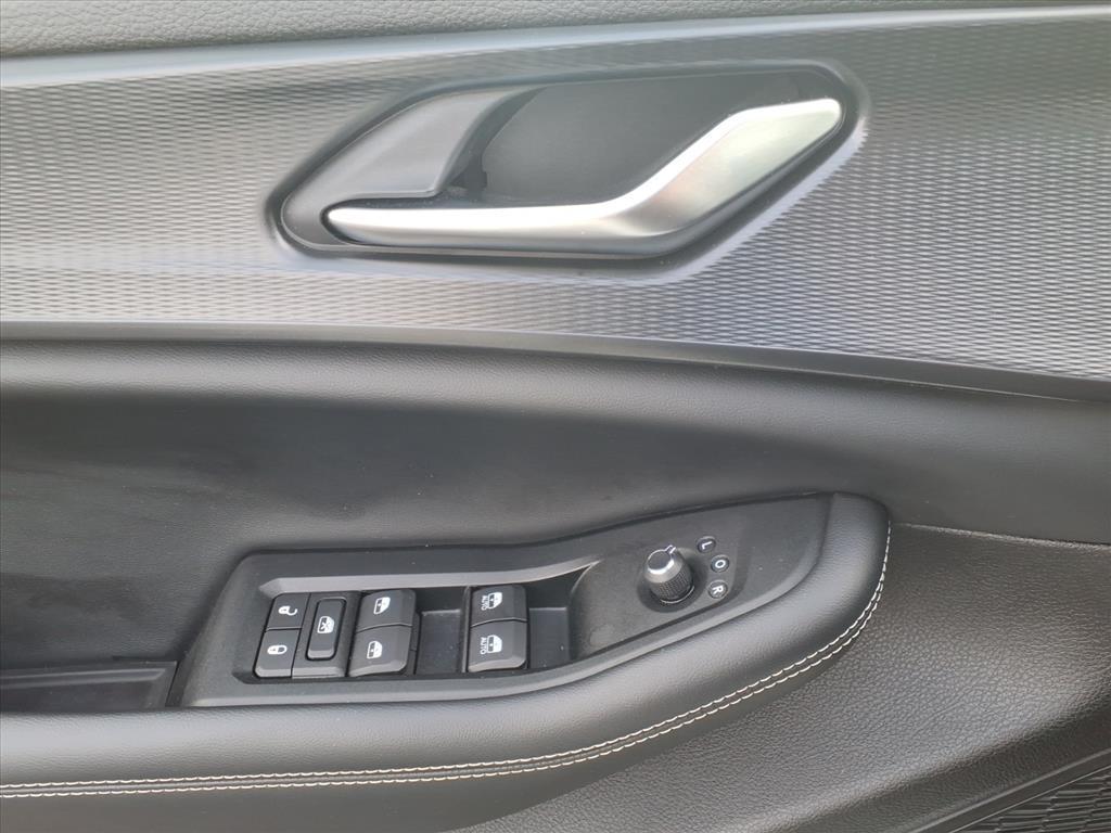 used 2023 Jeep Grand Cherokee car, priced at $30,990