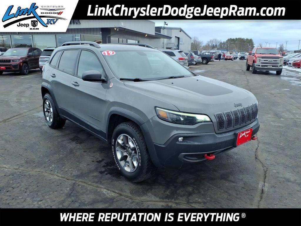 used 2019 Jeep Cherokee car, priced at $14,900