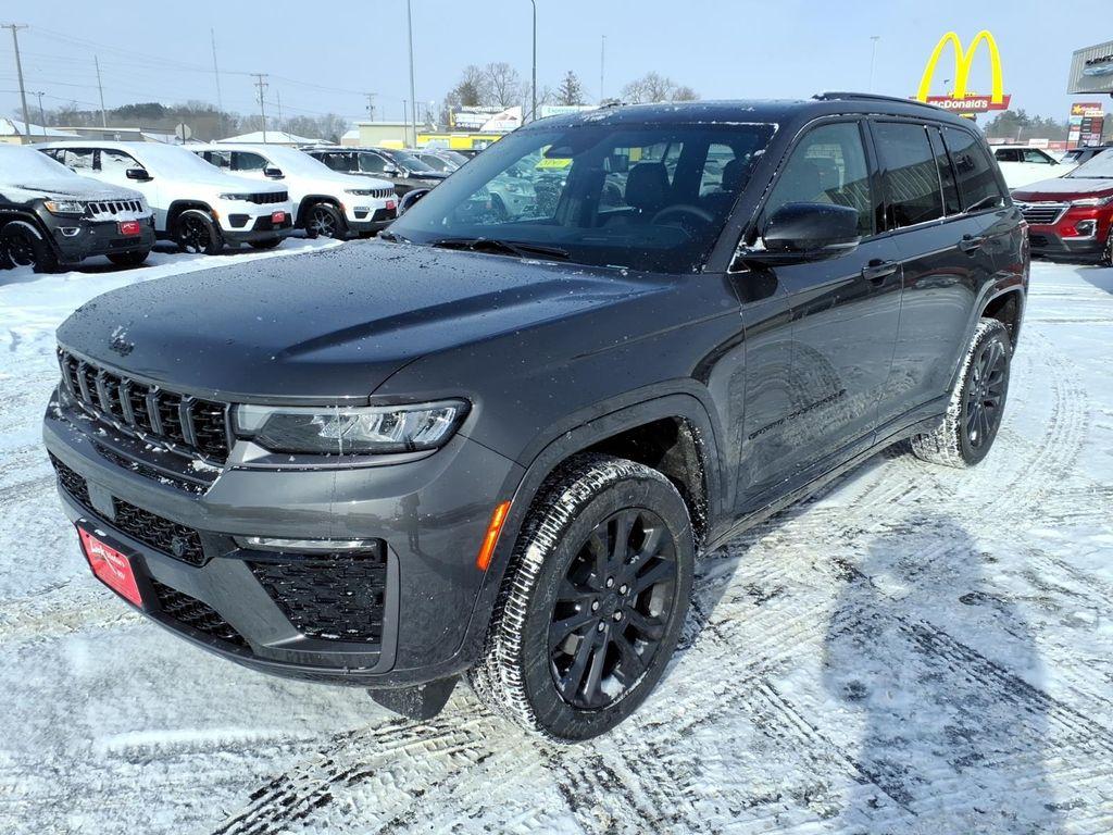 new 2026 Jeep Grand Cherokee car, priced at $55,733