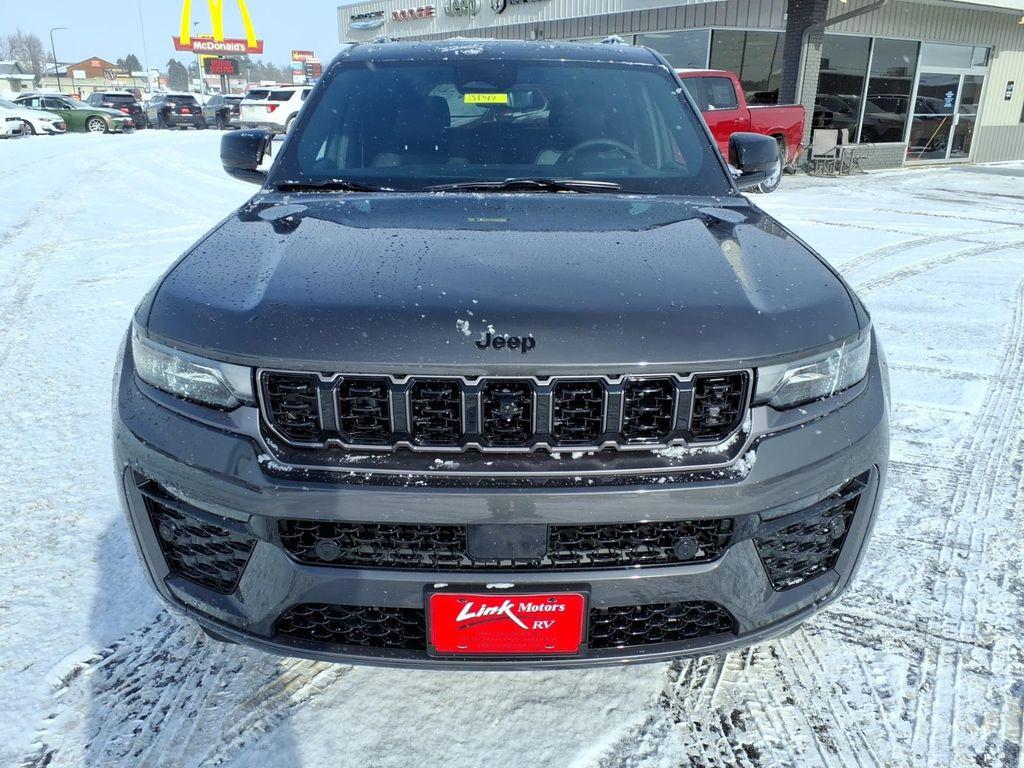 new 2026 Jeep Grand Cherokee car, priced at $55,733