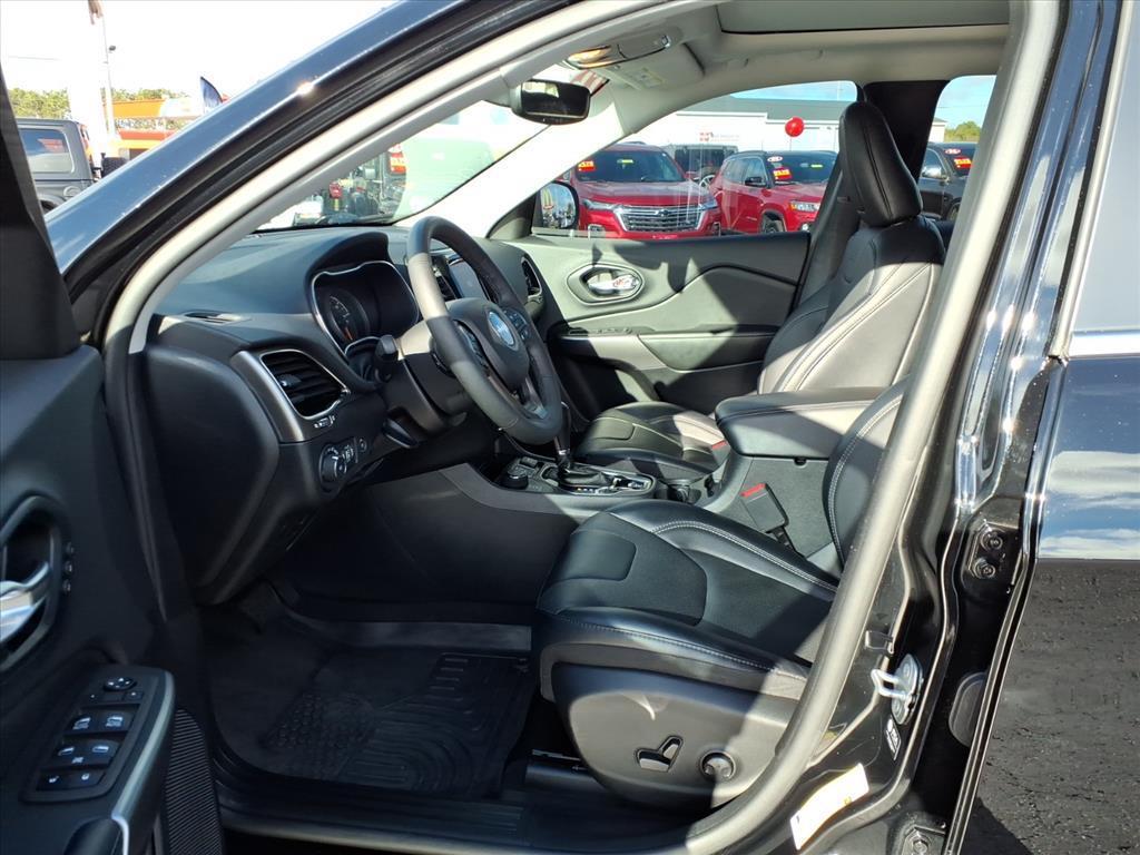 used 2022 Jeep Cherokee car, priced at $24,900