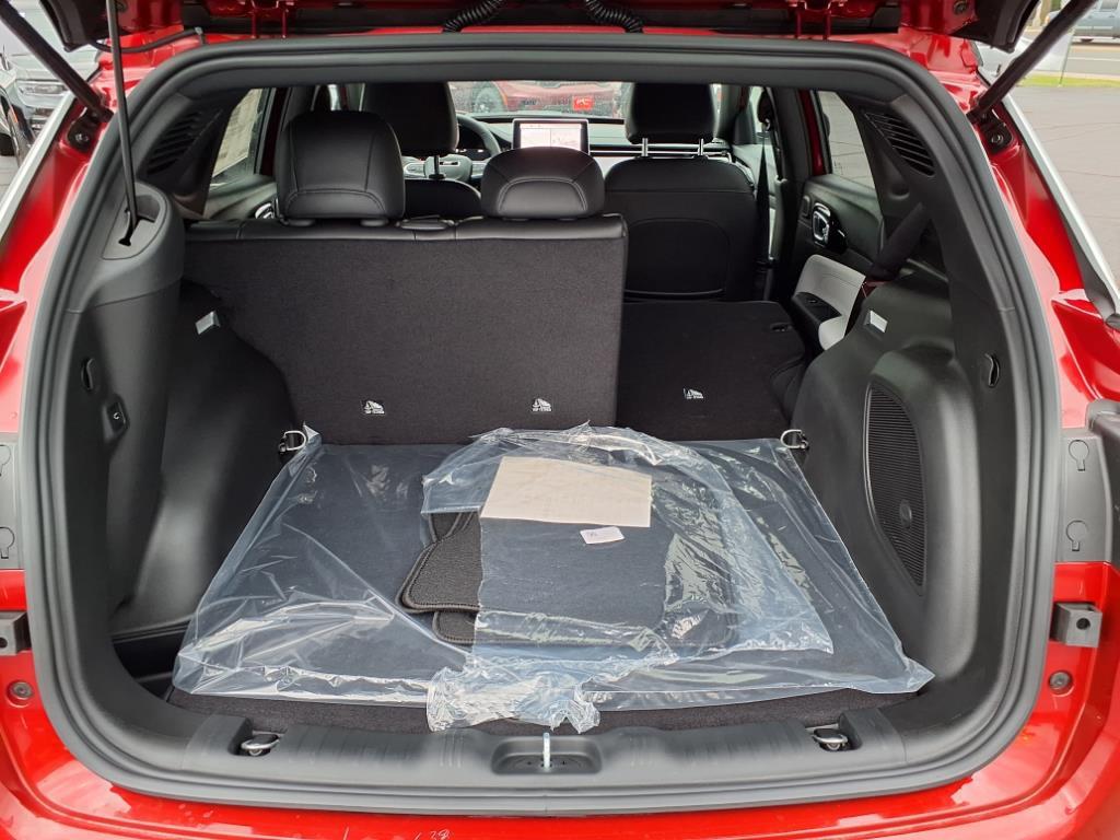 new 2025 Jeep Compass car, priced at $39,104