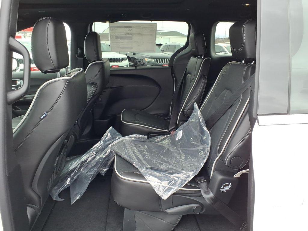 new 2026 Chrysler Pacifica car, priced at $52,142