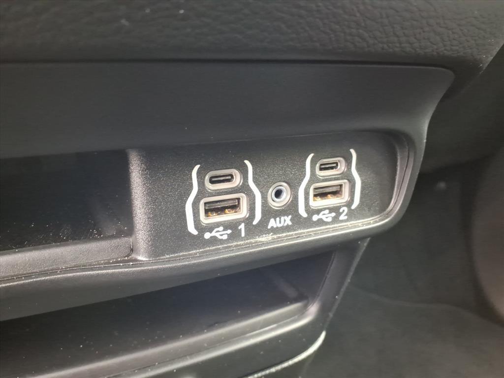 used 2025 Chrysler Pacifica car, priced at $31,900