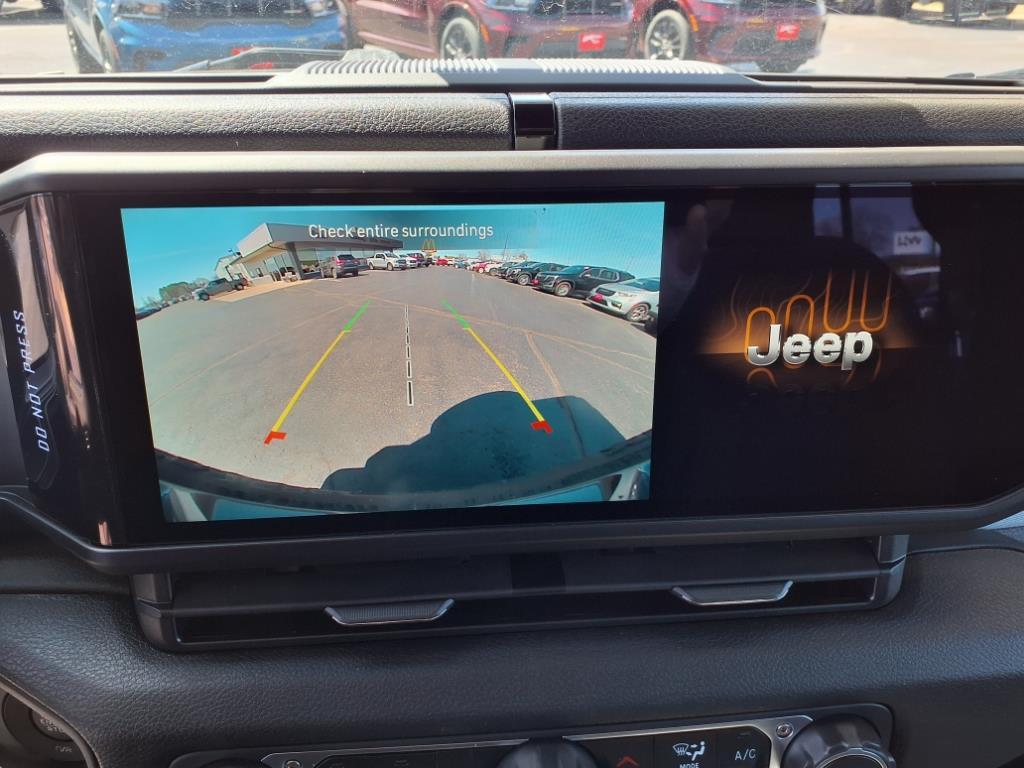 new 2025 Jeep Wrangler car, priced at $45,579