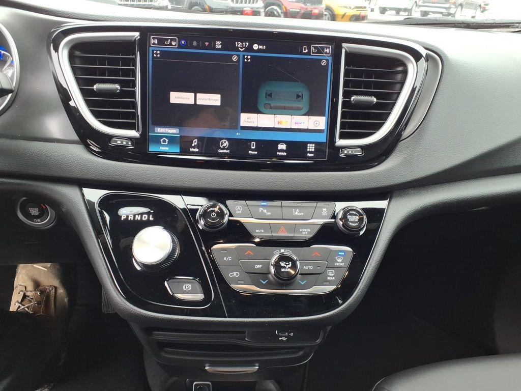 new 2026 Chrysler Voyager car, priced at $40,367