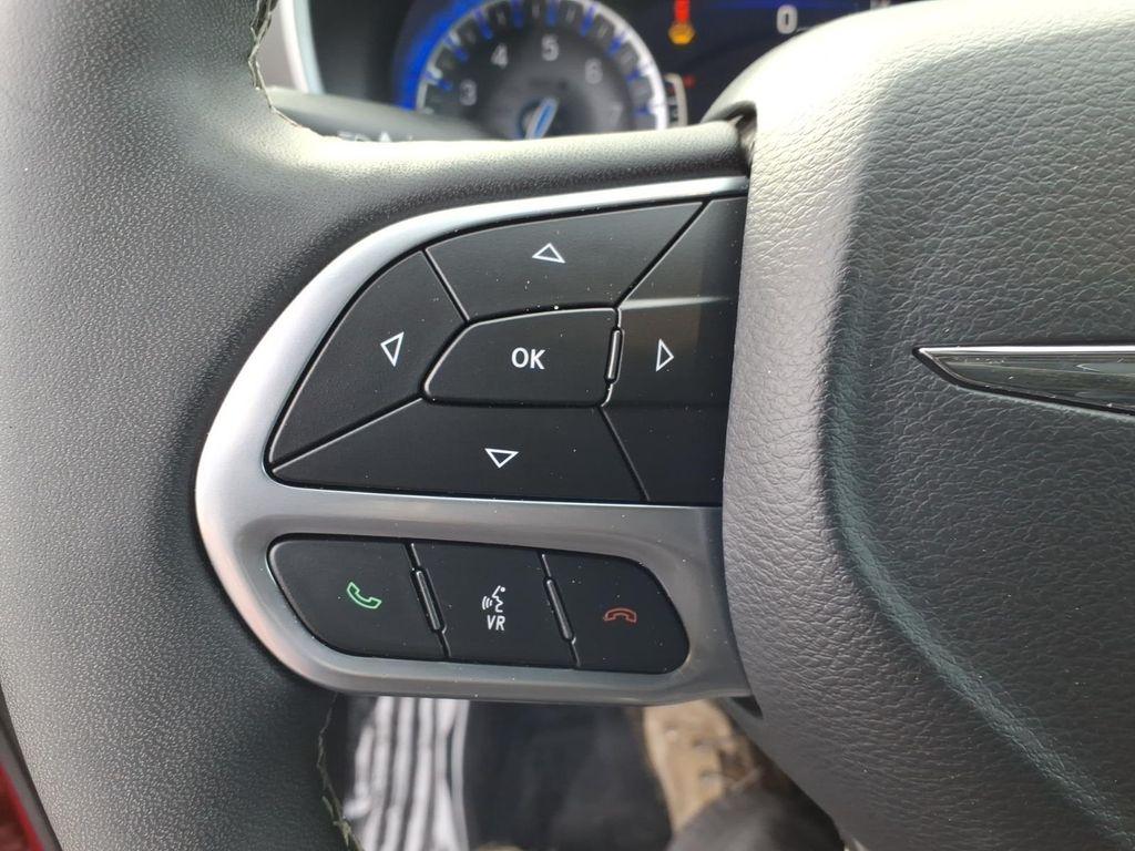 used 2025 Chrysler Pacifica car, priced at $31,900