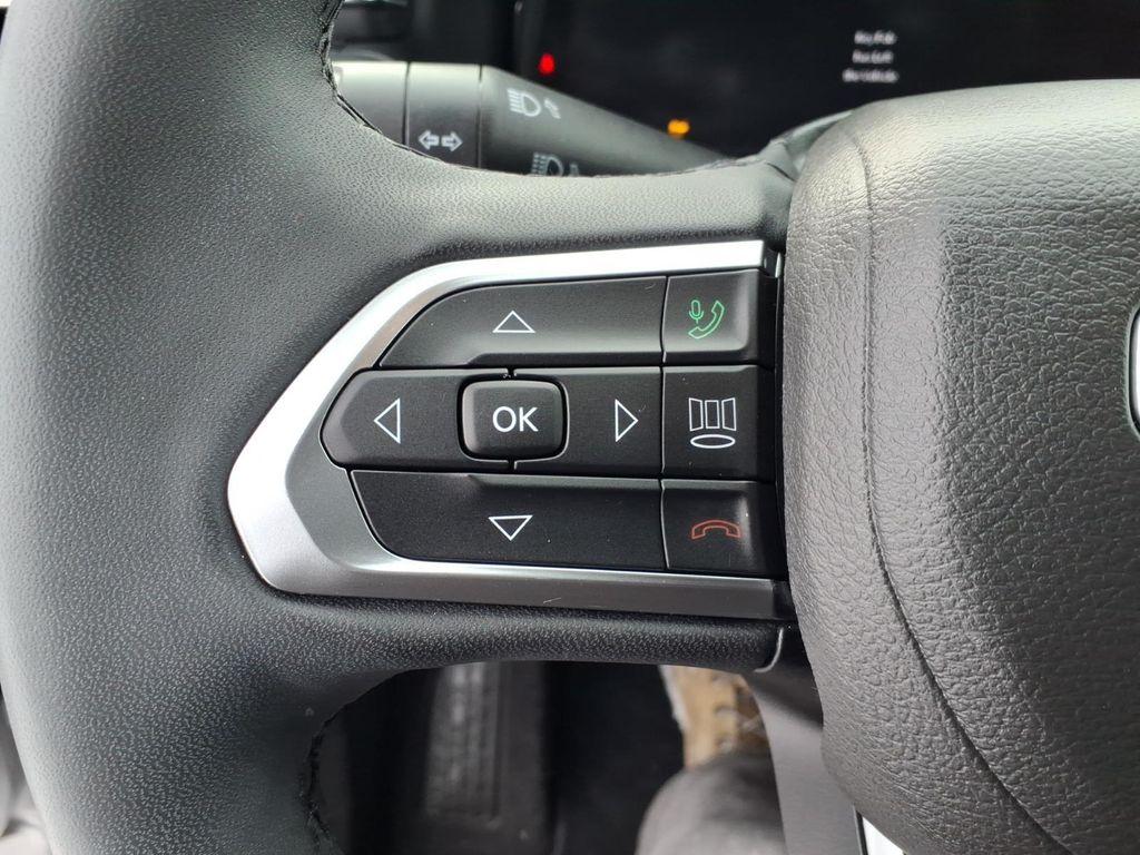 used 2023 Jeep Compass car, priced at $25,900