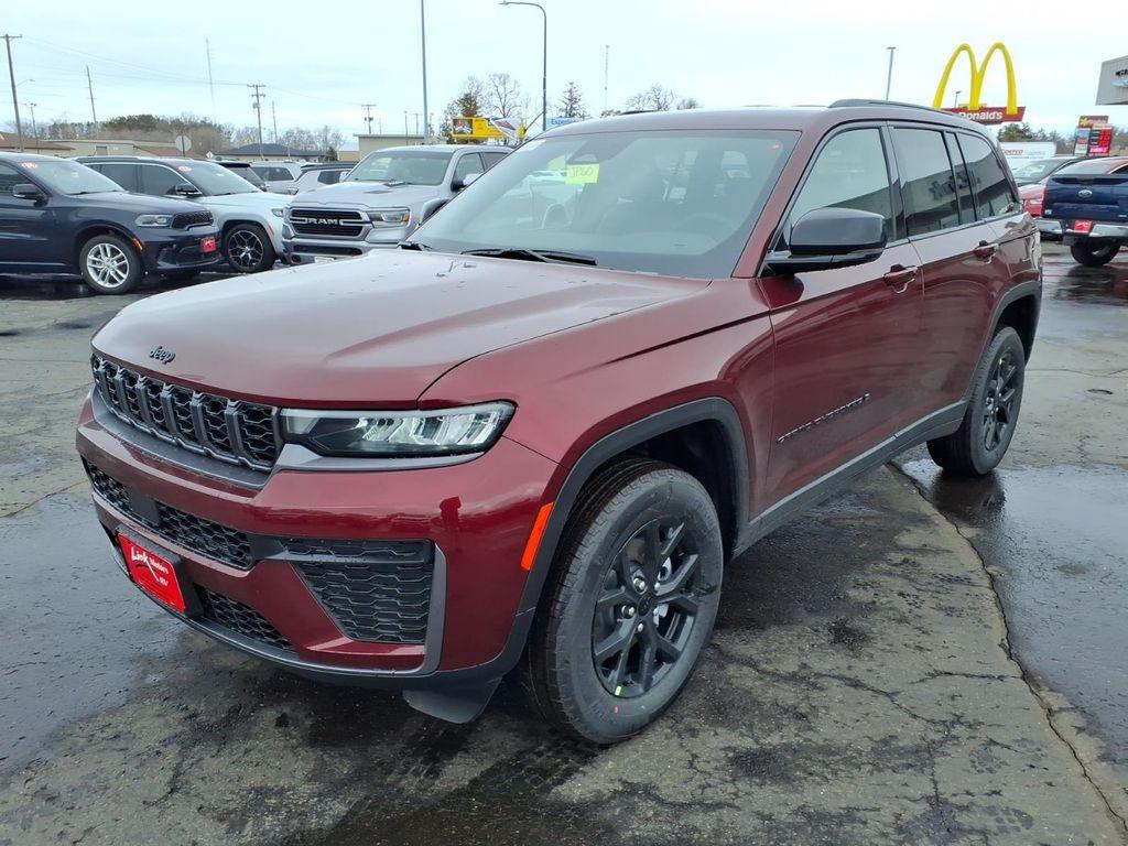 new 2026 Jeep Grand Cherokee car, priced at $46,289