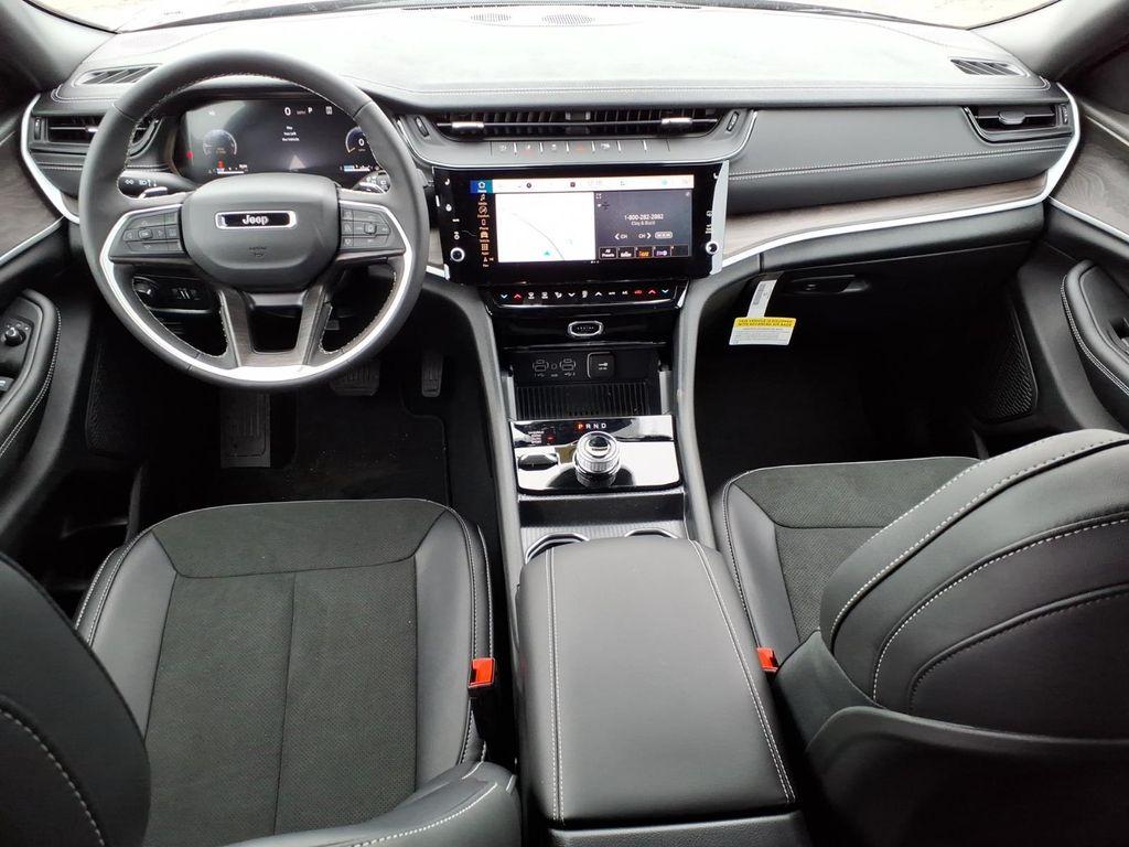 new 2026 Jeep Grand Cherokee car, priced at $46,289