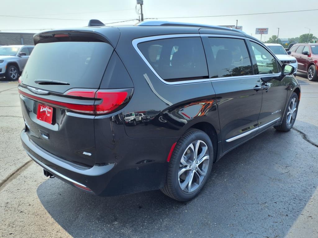new 2025 Chrysler Pacifica car, priced at $53,744