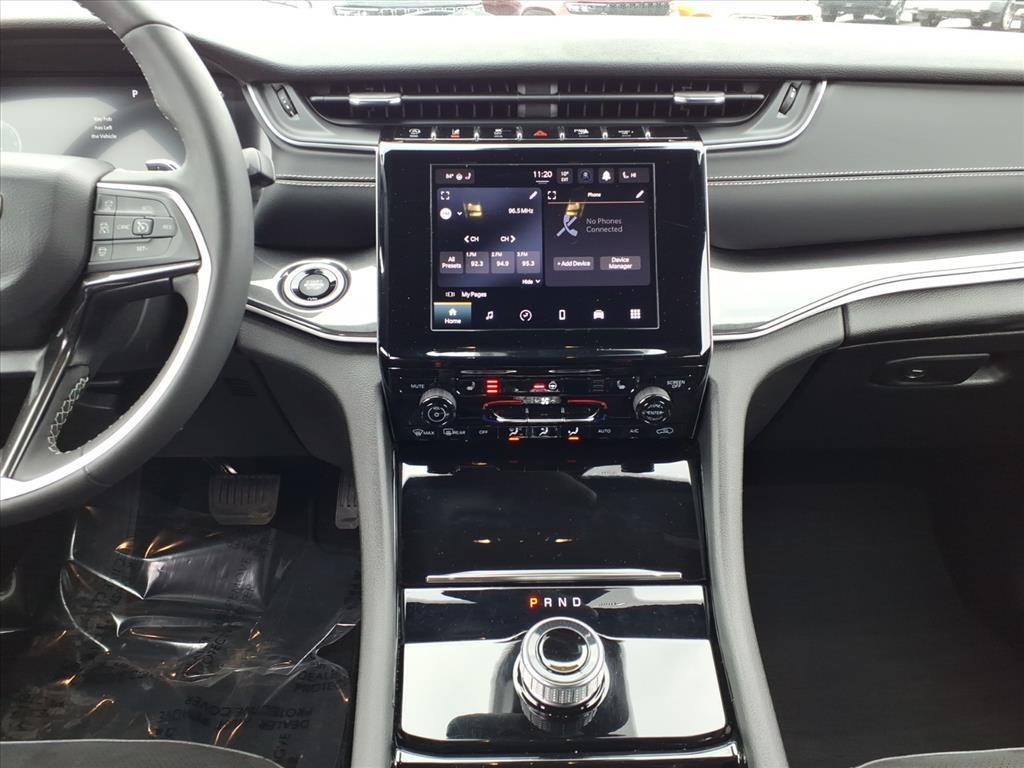 used 2023 Jeep Grand Cherokee car, priced at $31,900