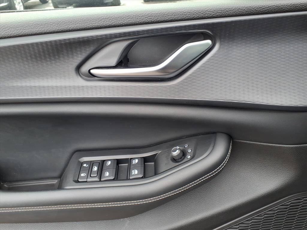 used 2023 Jeep Grand Cherokee car, priced at $31,900