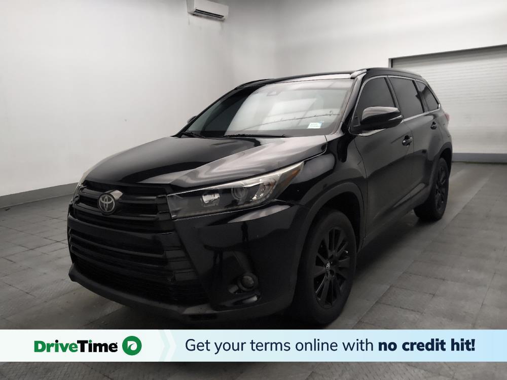 used 2019 Toyota Highlander car, priced at $27,695