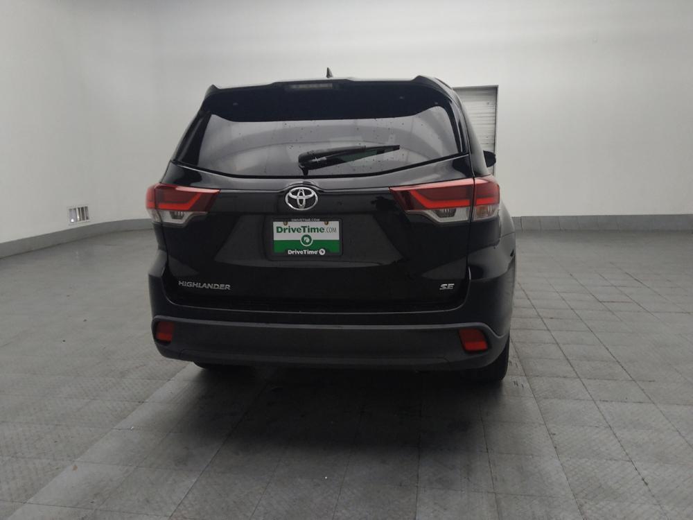 used 2019 Toyota Highlander car, priced at $27,695