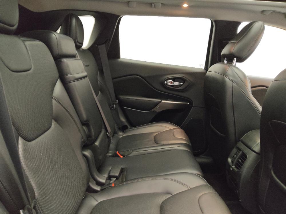 used 2019 Jeep Cherokee car, priced at $17,695