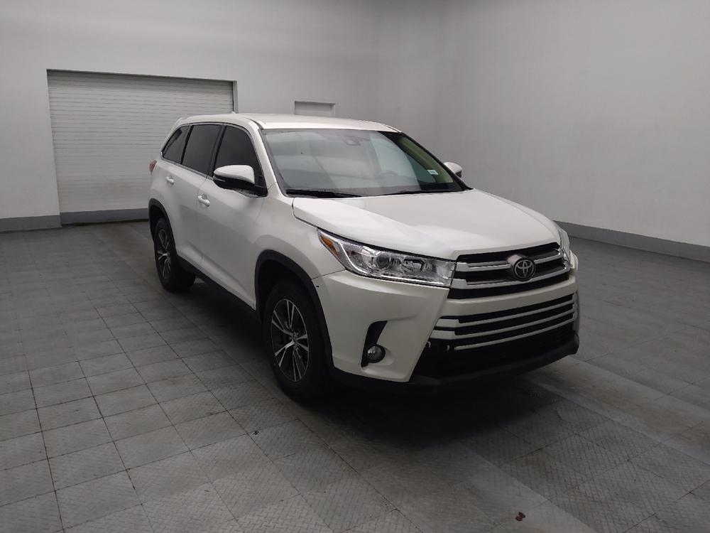 used 2019 Toyota Highlander car, priced at $21,095