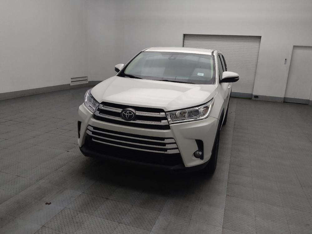 used 2019 Toyota Highlander car, priced at $21,095