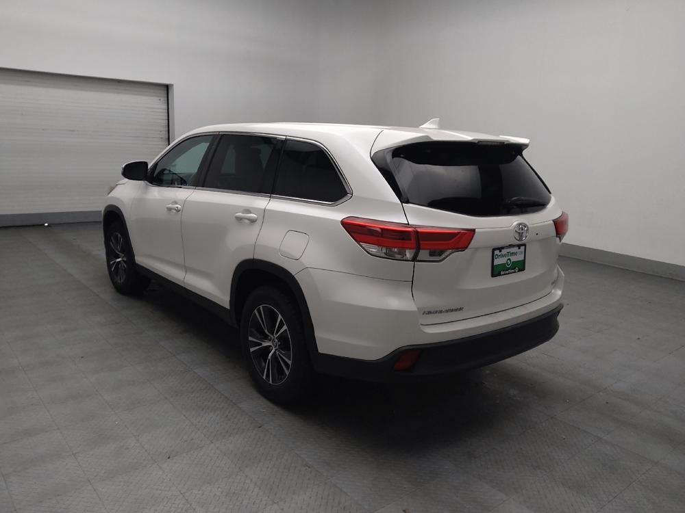 used 2019 Toyota Highlander car, priced at $21,095