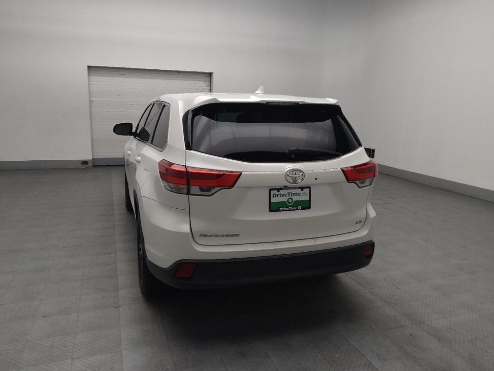 used 2019 Toyota Highlander car, priced at $21,095
