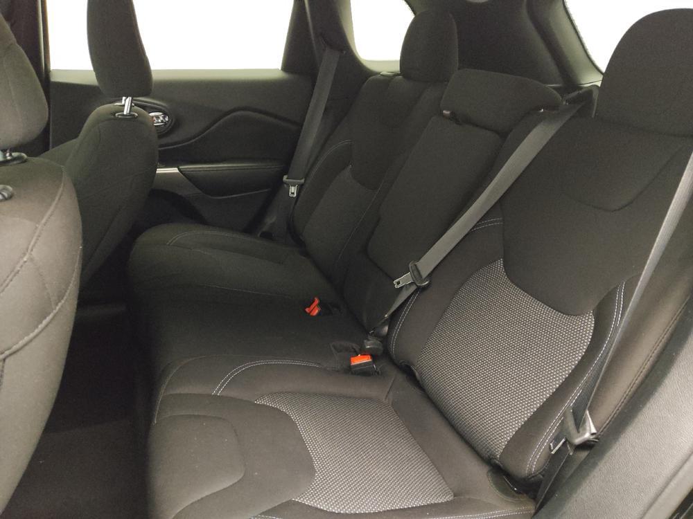 used 2019 Jeep Cherokee car, priced at $18,395