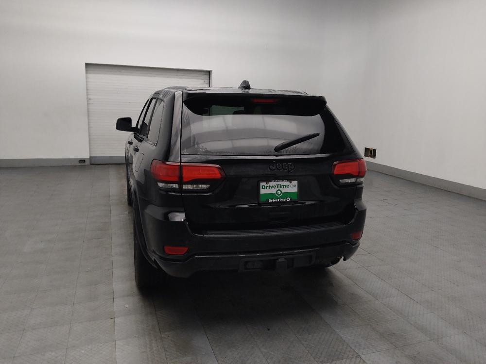 used 2020 Jeep Grand Cherokee car, priced at $21,395