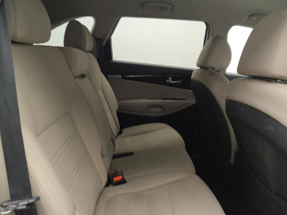 used 2019 Kia Sorento car, priced at $17,095