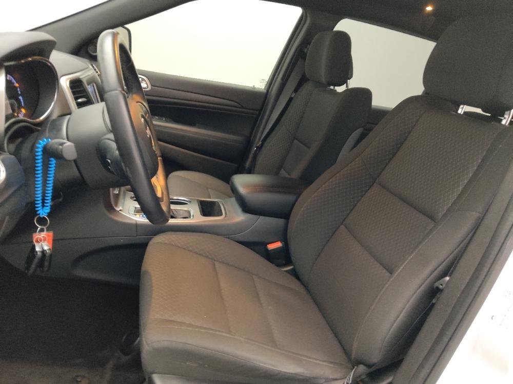 used 2018 Jeep Grand Cherokee car, priced at $19,295