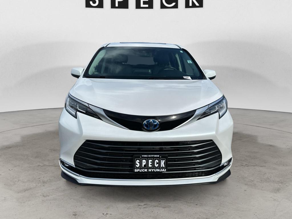 used 2024 Toyota Sienna car, priced at $54,199