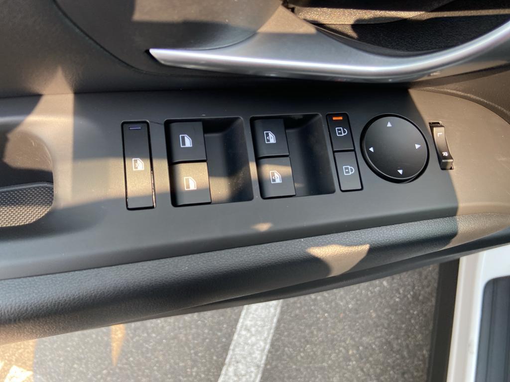 new 2026 Hyundai TUCSON Hybrid car, priced at $37,050
