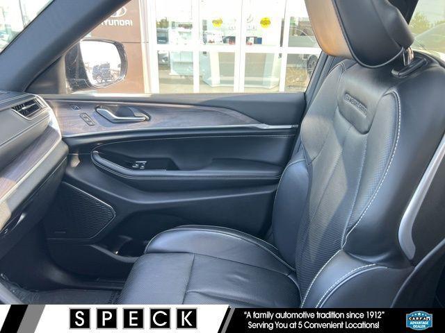 used 2023 Jeep Grand Cherokee car, priced at $39,434